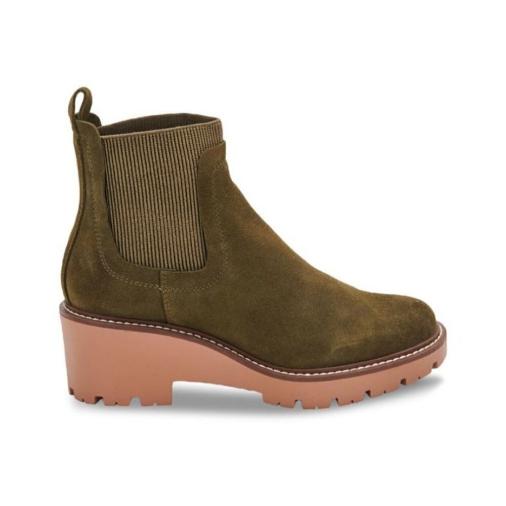 Aqua College Green Ankle Bootie Size: 6 NWT